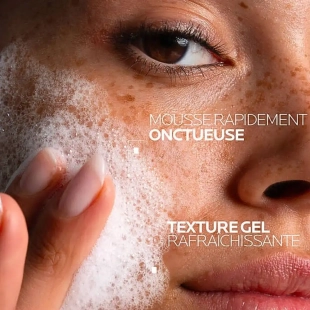 LA ROCHE POSAY - Effaclar Supramolecular - Elimine l'excès de sébum, les particules de pollution et désincruste les pores visibles en un seul geste.